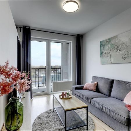 ברטיסלאבה Star Cozy Apartment In A Modern Neighborhood מראה חיצוני תמונה
