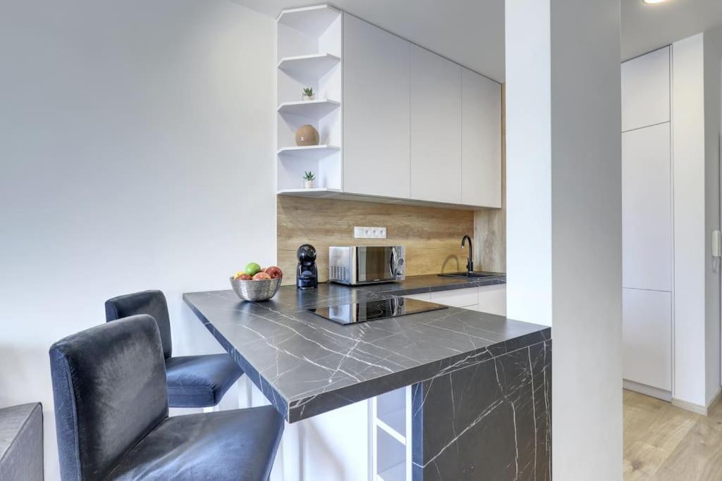 ברטיסלאבה Star Cozy Apartment In A Modern Neighborhood מראה חיצוני תמונה